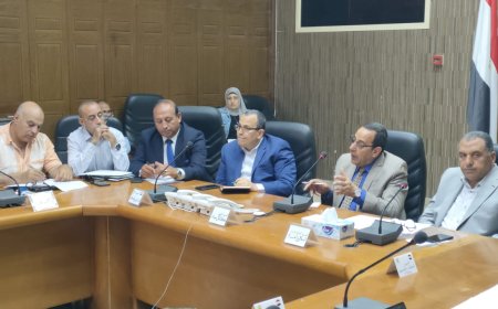 تخفيض بقيمه 50٪علي  الرسوم الخاصه بالمحال العامه