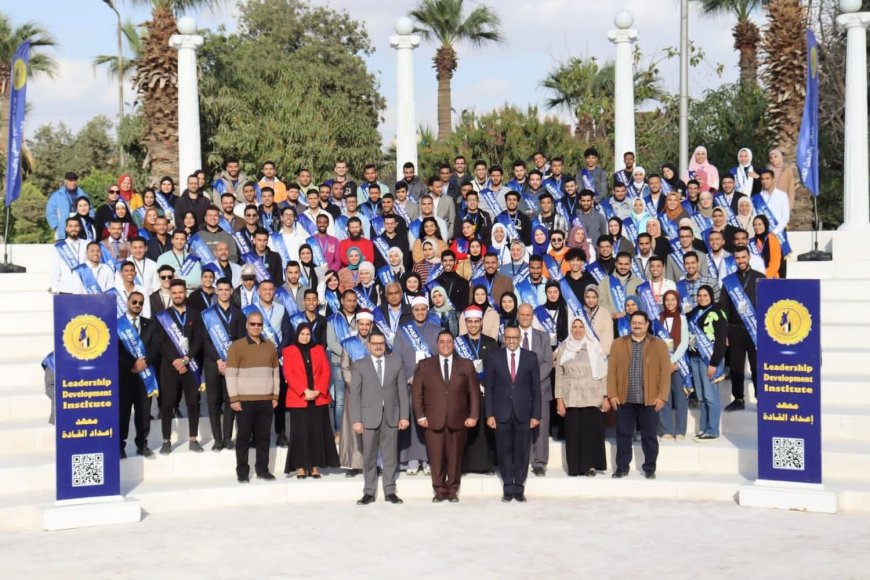 فريق جامعة كفر الشيخ يتألق في ملتقي الإنشاد الديني والابتهالات بمعهد إعداد القادة