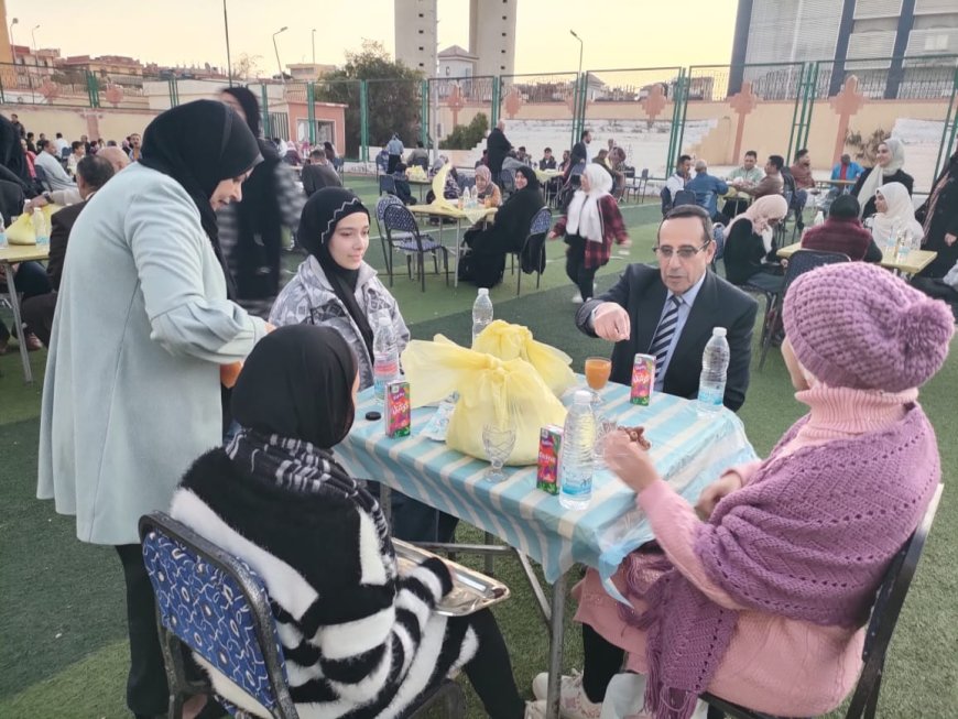 للعام الثالث عشر حفل الإفطار الجماعي ينظمه نادي قادرون باختلاف