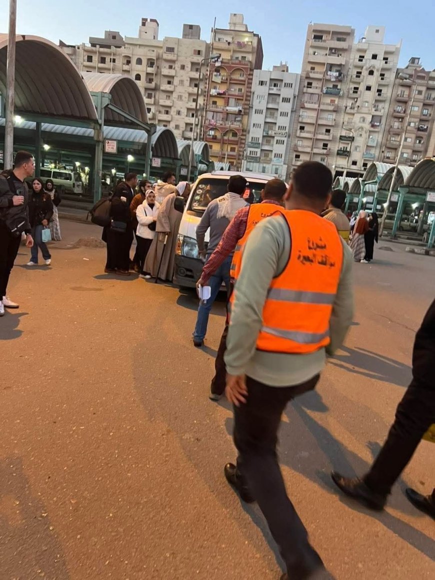 سائق يصاب بذبحة صدرية بعد موقف طريف مع سيدة مسنة في دمنهور