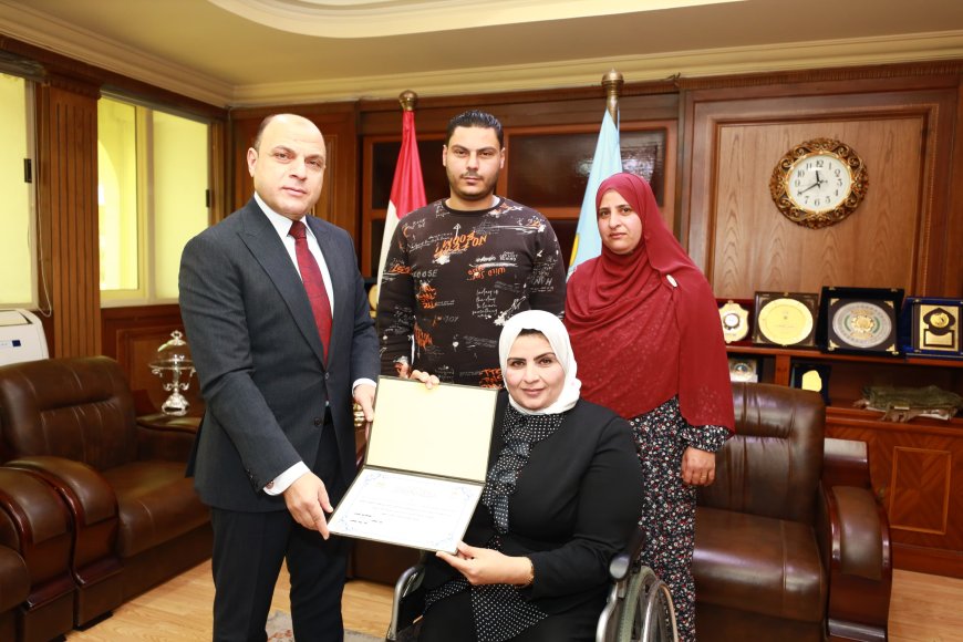 محافظ كفرالشيخ يُكرِّم النائبة مها شعبان لحصولها على المركز الأول في بطولة الجمهورية