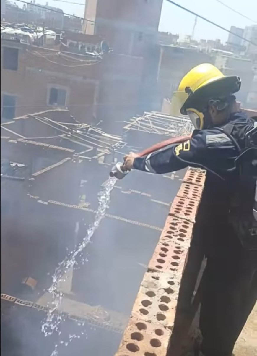 حريق هائل داخل عقاري سكني بسبب سقوط سلكين كهربائيين بكفرالشيخ