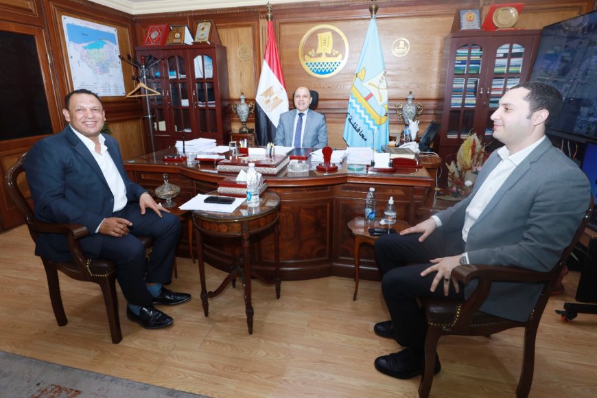 محافظ كفرالشيخ يناقش عدد من الملفات ومشاكل الدوائر مع أعضاء مجلسي النواب والشيوخ