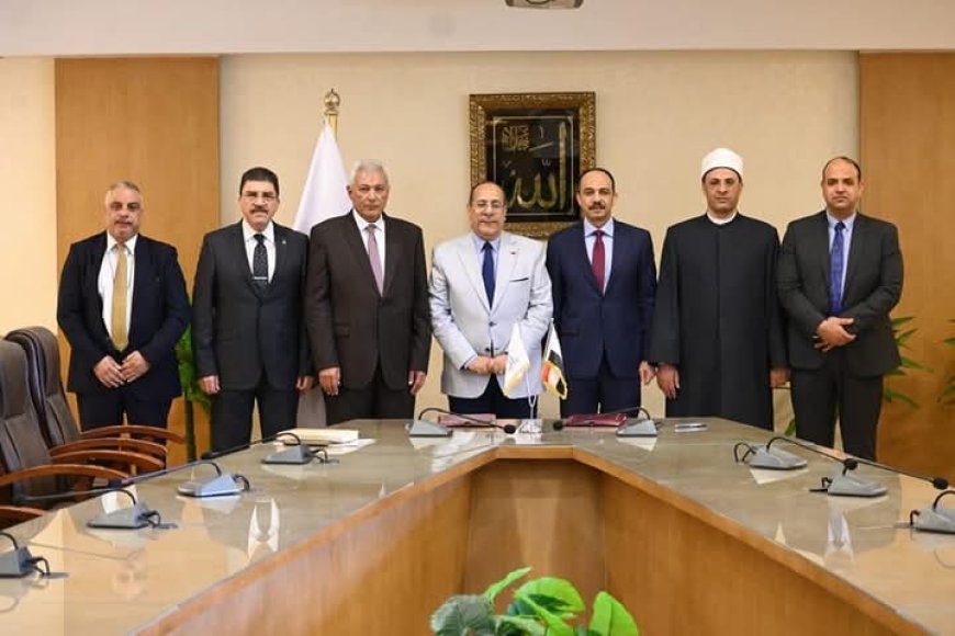 تعاون بين الأوقاف والتموين في توزيع الأضاحي والصدقات