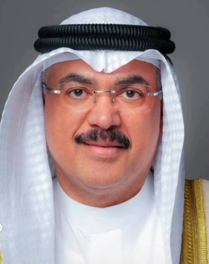 وزير التربية المهندس يهنئ الدكتور عبدالله الطريجي باستضافة مؤتمر الصداقة العالمي للرواد والرائدات في أكتوبر 2027م