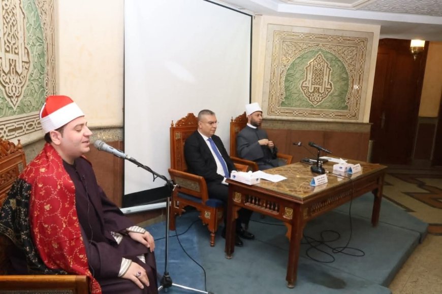 افتتاح دورة تدريب الإعلاميين على فن الإلقاء والتواصل