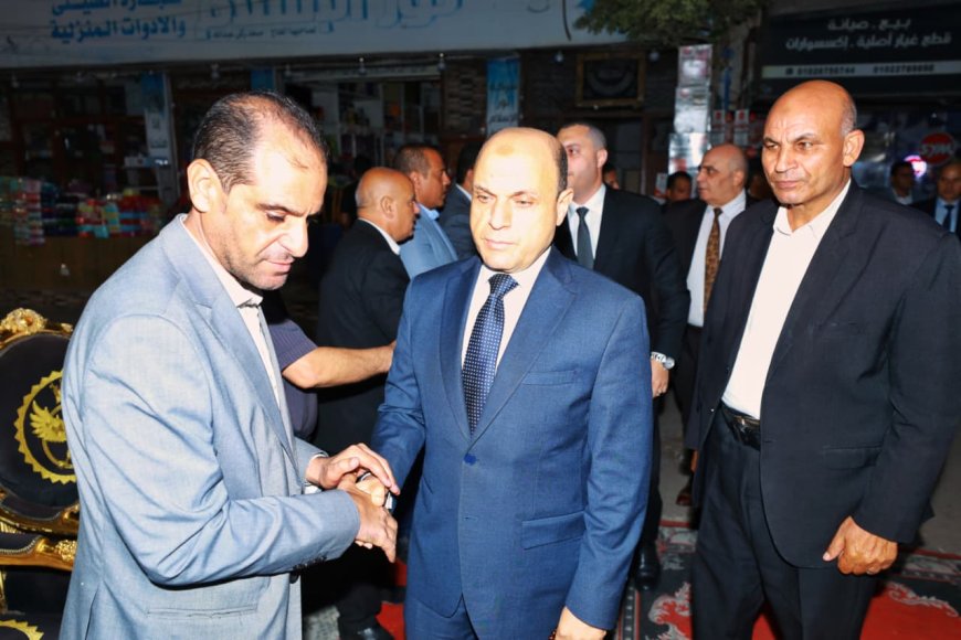 محافظ كفرالشيخ يؤدي واجب العزاء في وفاة والد رئيس مركز ومدينة عاصمة المحافظة
