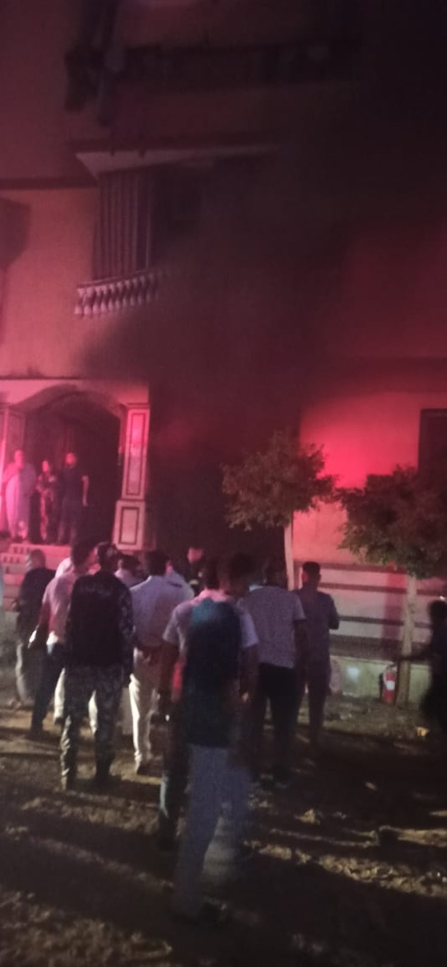 حريق بمصنع ملابس بكفر الشيخ وإصابة شخص باختناق