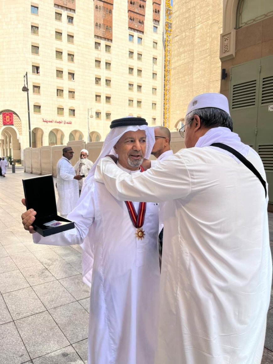 الميدالية الذهبية لابن المدينة المنورة