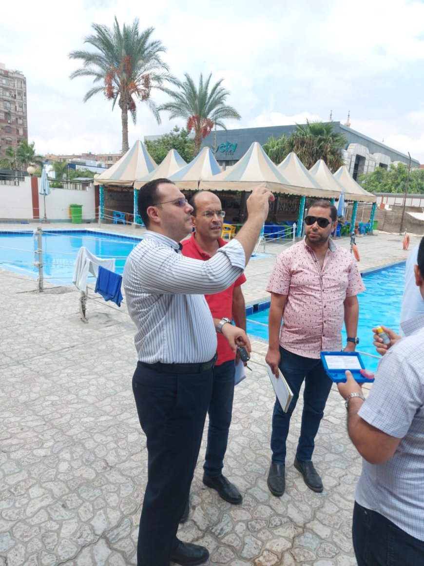 متابعة تطبيق عوامل الأمن والسلامة بحمامات السباحة بالهيئات الشبابية والرياضية بكفر الشيخ