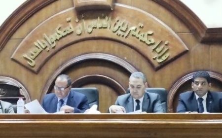 تأجيل قضية المتهم بقتل 7 من أفراد أسرته بالاسكندرية لجلسة الغد