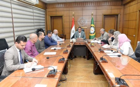 - المحافظ  : أثمن دور وزارة التنمية المحلية والتخطيط والبيئة لدعمهم الكامل والمستمر من أجل إنجاح المنظومة المتكاملة للمخلفات البلدية بالمحافظه .