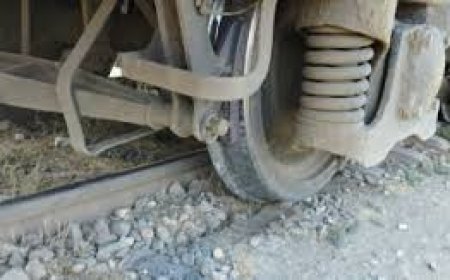 انطلاق قطار من محطة كفر الشيخ عقب خروج جزء من إحدى عرباته عن القضبان