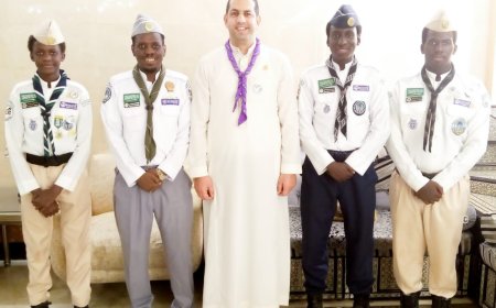 نائب القائد العام للكشافة الإسلامية الجزائرية يستقبل وفد كشافة شباب مكه