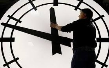 بدء العمل بالتوقيت الصيفى اعتباراً من يوم الجمعة الأخيرة من شهر أبريل