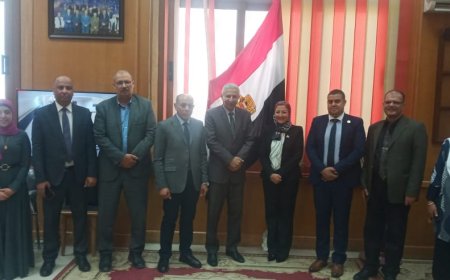 كلية الثروة السمكية جامعة كفر الشيخ تنظم ندوة بعنوان "الكوارث الطبيعية والتغيرات المناخية وتأثيرها على المصايد البحيرية"