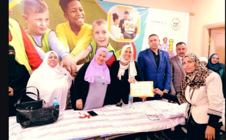 تعليم القاهرة يكرم الكردواي و طلاب التحول الرقمى بالأسمرات