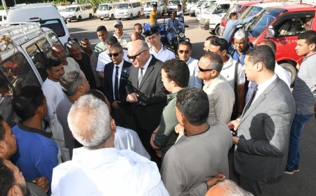 مواقف سيارات الأجرة لمتابعة تطبيق التعريفة الجديدة