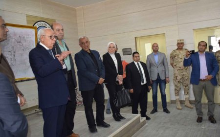 محافظ بورسعيد يوجة رسالة لطلاب كلية الطب بجامعة شرق بورسعيد الأهلية