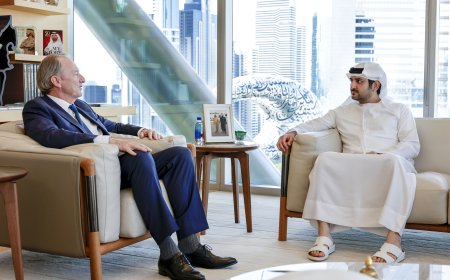 مكتوم بن محمد يلتقي رئيس "مورجان ستانلي" العالمية