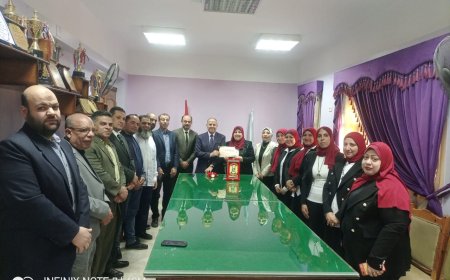 مكتبة مدرسة دسوق بكفرالشيخ الرسمية للغات مكتبة نموذجية على مستوى الجمهورية