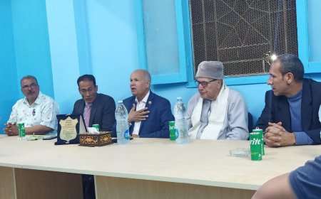 مجلس‌ ادارة مركز شباب كفر الطايفة يكرم "شمس الدين" لمجهوداته المستمرة في دعم المركز