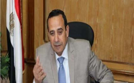 محافظ شمال سيناء يتابع امتحانات الشهادة الإعدادية