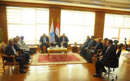 رئيس جامعة كفرالشيخ يستقبل فريق الهيئة القومية لضمان جودة التعليم