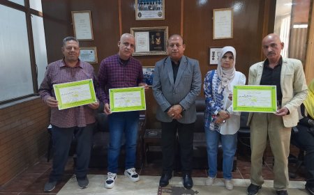 لواء مصطفي رئيس الإدارة المركزية يكرم لجنه الإسكان الإجتماعي