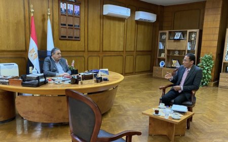 موسى عضو الهيئة العليا لإرادة جيل يلتقي رئيس جامعة كفرالشيخ للتحاور حول العديد من الملفات