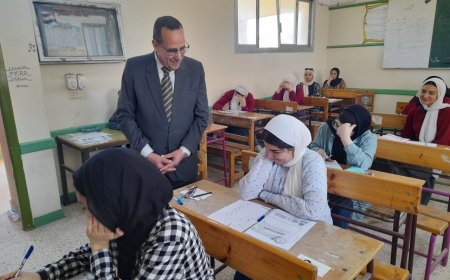 إنطلاق إمتحانات الثانويه العامه وشوشه يشدد علي منع دخول الهواتف الذكية