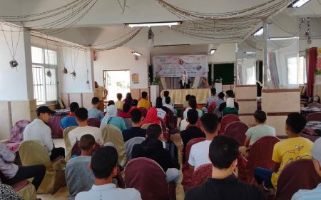 «مواجهة الهجرة غير الشرعية» نقاش يديره أعضاء برلمان شباب مطوبس ضمن صيف شبابنا