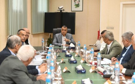 وزير الدولة للإنتاج الحربى " يترأس مجلس إدارة المركز الطبى التخصصى ... ويطمئن على الخدمات الطبية المقدمة للعاملين