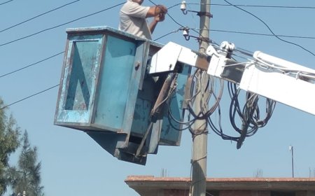 حملات نظافة وإزالة الإشغالات ورفع كفاءة الإنارة بمدن ومراكز كفر الشيخ