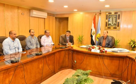 محافظ أسيوط يعقد اجتماعًا لمتابعة الأعمال النهائية التي تمت بمشروع تطوير مسار العائلة المقدسة