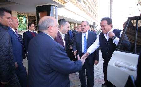 عاجل.. محافظ كفرالشيخ يستقبل وزير الصحة والسكان لتفقد عدد من المستشفيات والمنشآت الصحية بالمحافظة