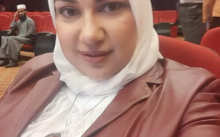 أروقة معرض الكتاب بالقاهرة تزدان بديوانيّ "كأصابع البحر و "وانبغى لى" الشاعرة الدكتورة دعاء رخا