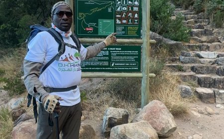 رياضة الهايكنج تقود الهوساوي الصعود أعلى قمة جبل في جنوب أفريقيا