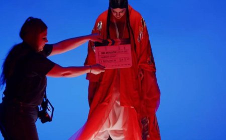 آمال مثلوثي تطلق كليب "Lose My Mind” من نيويورك