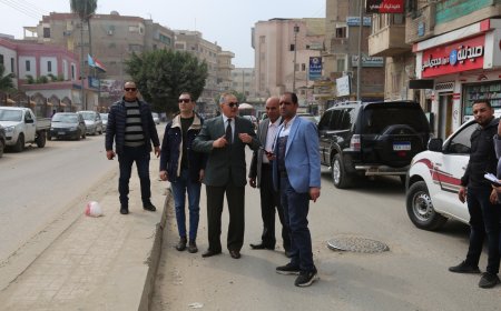 محافظ كفرالشيخ يقود حملة لإزالة الإشغالات والتعديات ويتفقد الخدمات والمرافق بشوارع المحافظة 