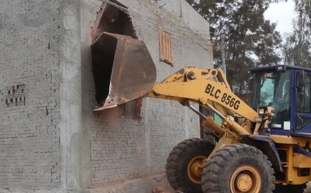 محافظ كفرالشيخ يتابع الموجة الـ 22 لإزالة التعديات على أملاك الدولة والأراضي الزراعية ومخالفات البناء بمراكز المحافظة