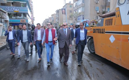 محافظ كفرالشيخ يتفقد مشروع الرصف بشارع الخليفة المأمون بعاصمة المحافظة
