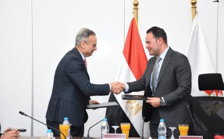 "السجيني ": "التعاون بين الطرفين سيمتد إلى مجالات تدريب العناصر  البشرية بالجهاز وتدريبهم علي تحليل البيانات والمعلومات