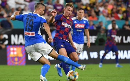 التشكيل الرسمي لموقعة برشلونة نابولي