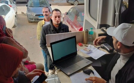 محافظ كفرالشيخ يعلن عن تقديم 35 طلب ترخيص متنوع وإصدار 18 رخصة فورية بسيارة المركز التكنولوجى 