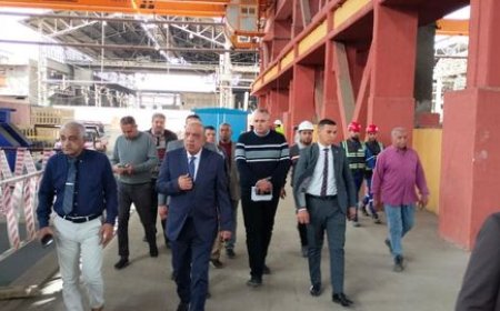 وزير قطاع الأعمال العام يتابع معدلات الإنتاج والتشغيل بـ"الدلتا للصلب"