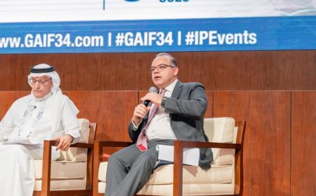 رئيس الرقابة المالية يشارك في فعاليات المؤتمر العام الرابع والثلاثون للاتحاد العربي للتأمين في مسقط