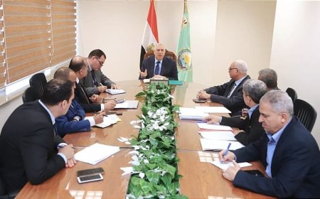 وزير الزراعة يتابع منظومة كارت الفلاح والتحول الرقمي في التقاوى وتطبيق نظام ال " gps" في نقل الأسمدة