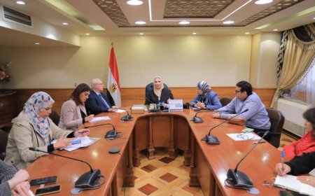وزيرة التضامن الاجتماعي تلتقي مدير المكتب القطري لبرنامج الأغذية العالمي بمصر