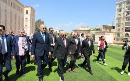 وزير التربية والتعليم يتفقد جاهزية مدرسة الجمهورية الجديدة الرسمية الدولية